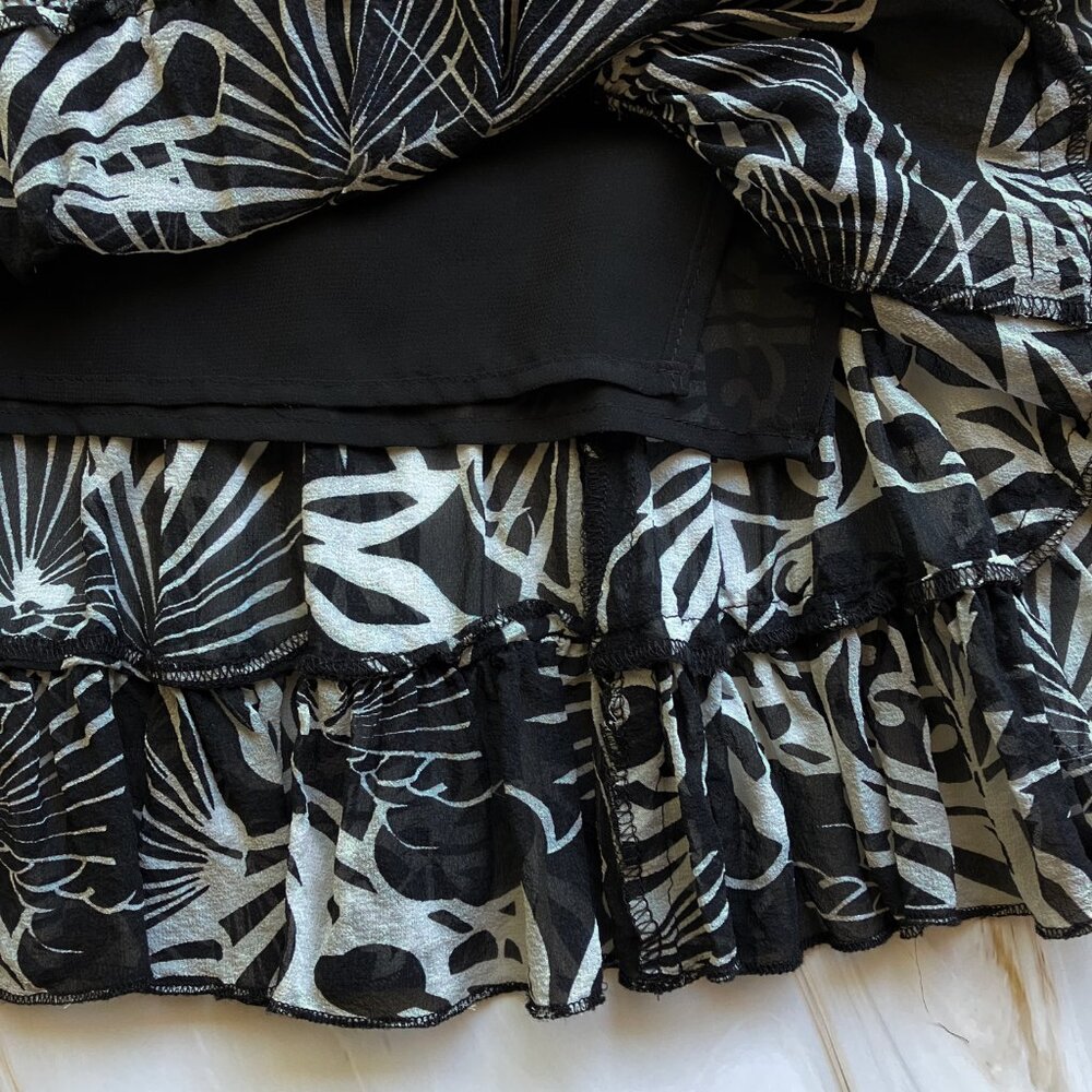 INC International Concepts 100% Silk Floral Ruffle Skirt 🖤🤍 - Picture 3 of 7
